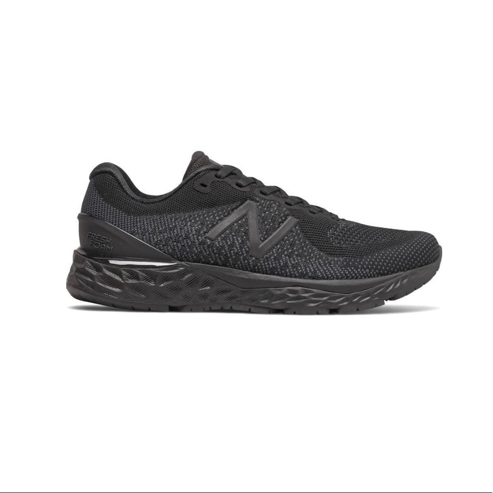 NEW BALANCE WOMEN`S FRESH FOAM 880V10 10.5 new